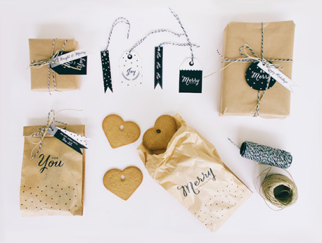 Printable Christmas Gift Tags & Paper bags